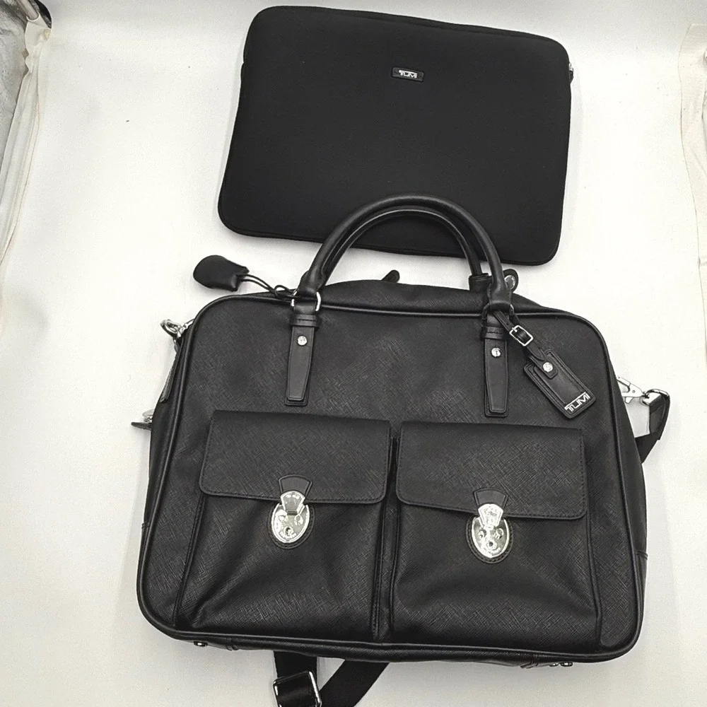 TUMI Villa Lucca City Business Tote 73124D2 Black Leather Laptop Bag T-Pass Keys